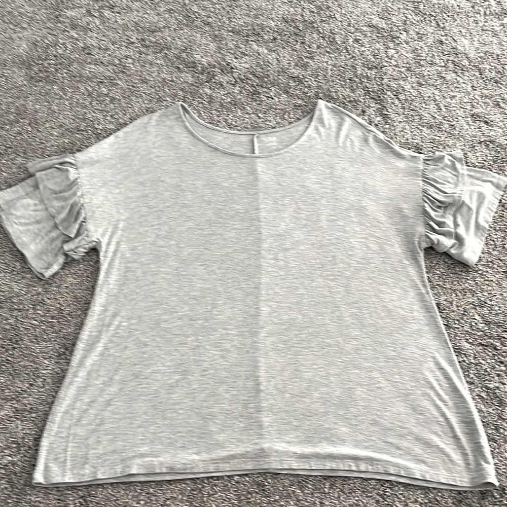 Lightweight Ruffle-sleeve Blouse